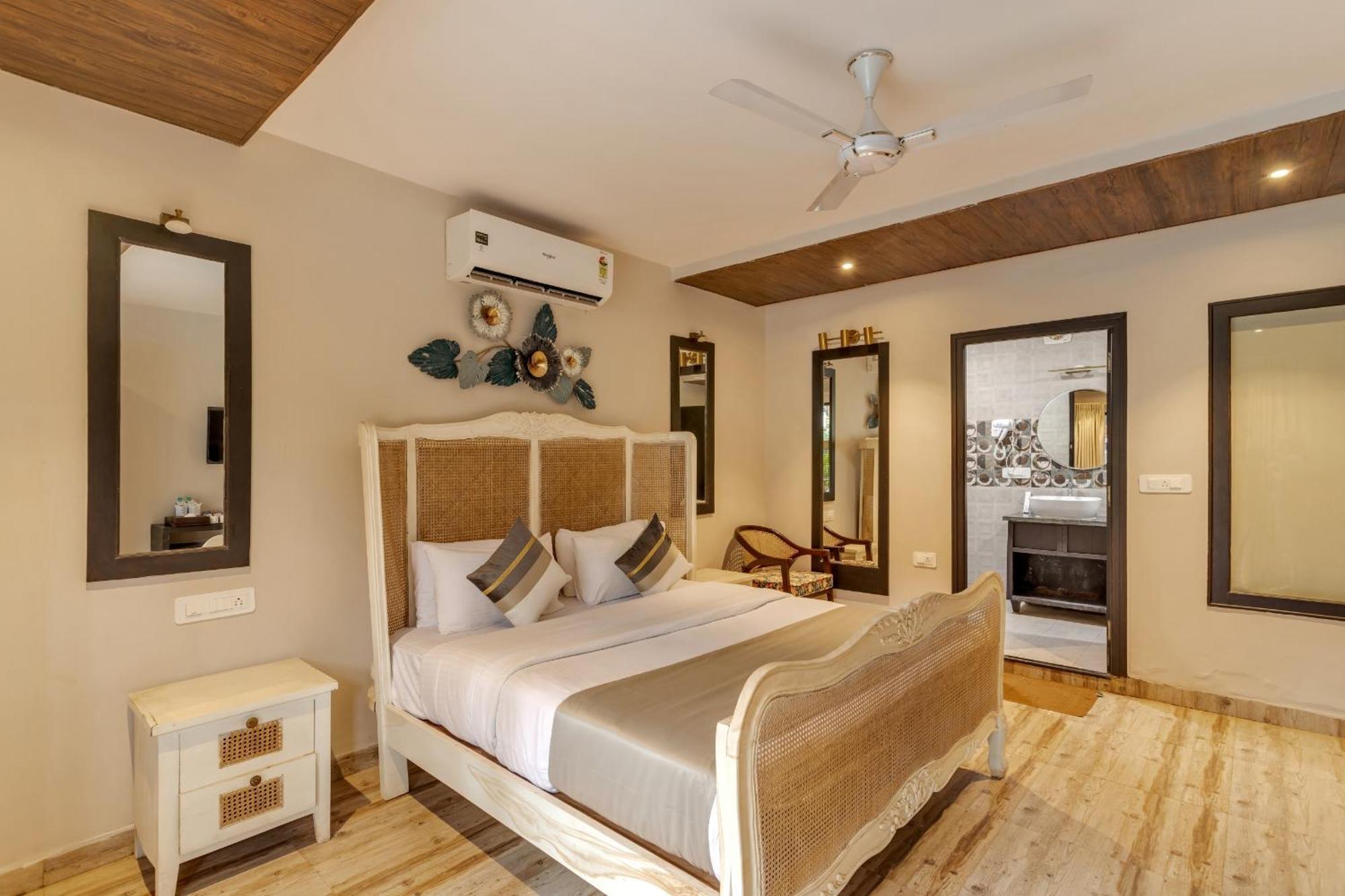 Skon Morjim Beach Resort By Orion Hotels Gamle Goa Eksteriør bilde